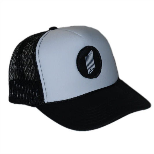 UNITED REBORN PATCH TRUCKER HAT WHITE